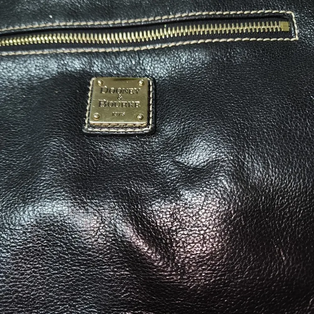 Dooney & Bourke excellent used